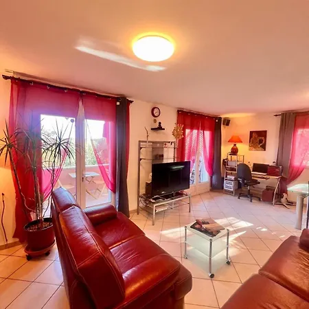 Maison Ondella, Proche Santa Giulia