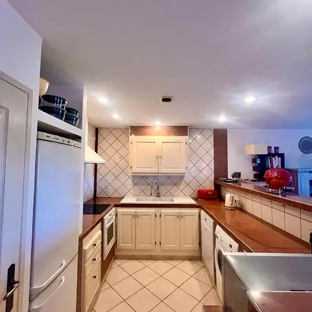 펜션 Maison Ondella, Proche Santa Giulia 포르토베쉬오