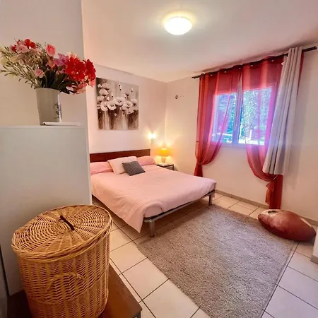 Maison Ondella, Proche Santa Giulia Holiday home